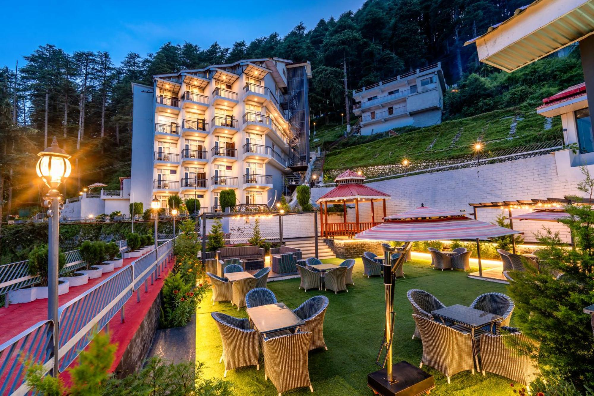 Fortune Khajjiar - Member Itc Hotels' Group Ngoại thất bức ảnh